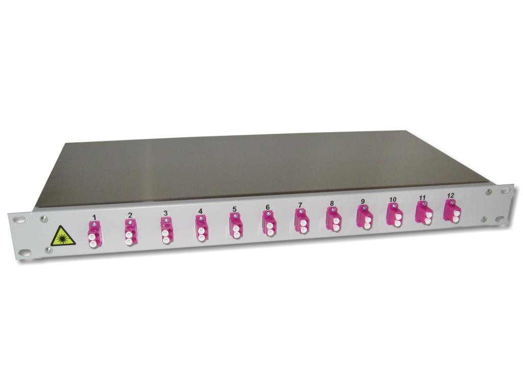 19" LWL Spleißbox 1HE mit 12 LC duplex multimode Kupplungen erikaviolett OM4 bestückt